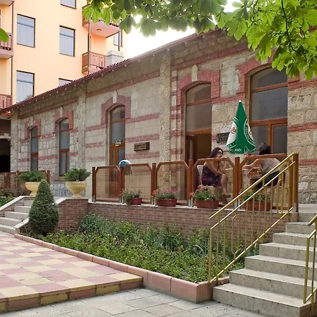 Estreya Palace Ξενοδοχείο 4*