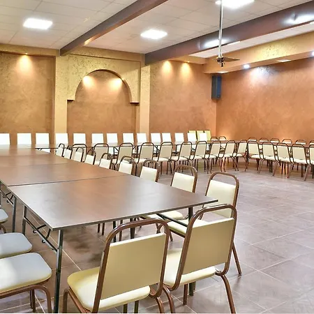 Ξενοδοχείο Estreya Palace 4*