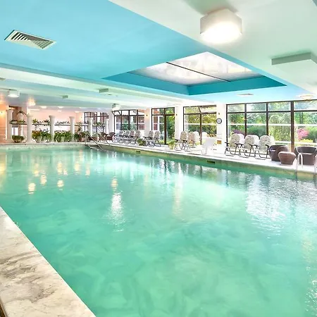 Ξενοδοχείο Estreya Palace Άγιος Κωνσταντίνος και Ελένη