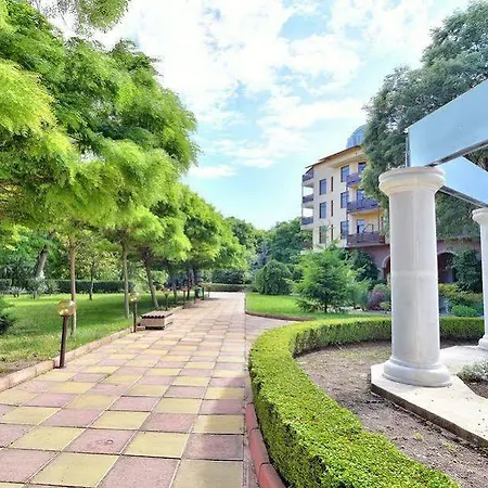 Estreya Palace