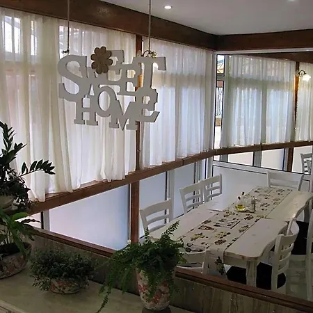 Estreya Palace Hotel
