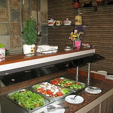 Hotel Estreya Palace 4*