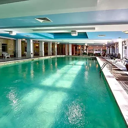 Hotel Estreya Palace 4*