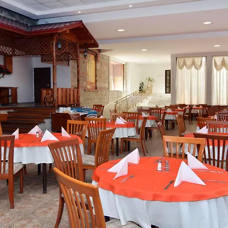 Estreya Palace מלון סנט קונסטנטין והלנה