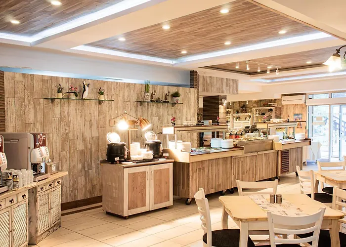 Estreya Palace 4* St Constantin et Helena