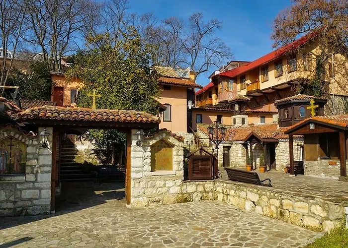 Hotel Estreya Palace