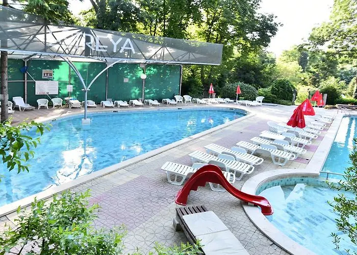 Hotel Estreya Palace 4*